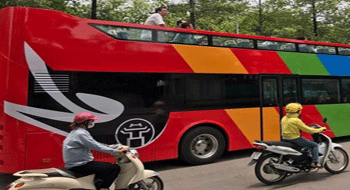 Hanoi au Vietnam a testé le bus à deux étages pour le tourisme